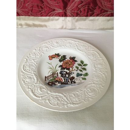 WEDGEWOOD PATRICIAN Vintage / Antique Floral Landscape Plate 10 5/8” inches