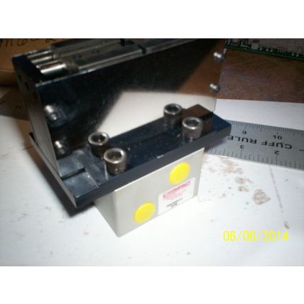 COMPACT PSG202X12 PNEUMATIC GRIPPER 1/8"NPT PORTS,1-1/4" GRIP WIDTH,1-1/8",SI