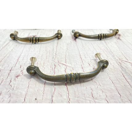 Metal Drawer Pull, Vintage Handle and Pull, Furniture Hardware, Vintage Solid Me