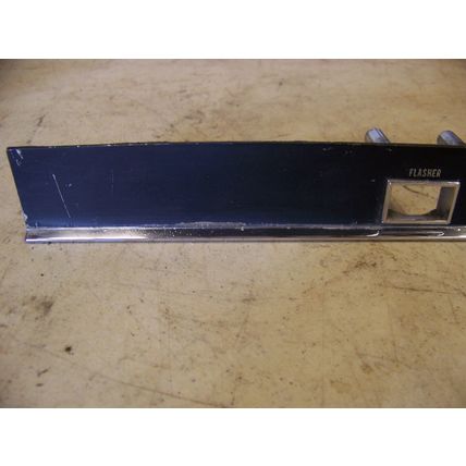 1967 CHRYSLER NEWPORT CUSTOM DASH FLASHER & VENT CONTROL BEZEL