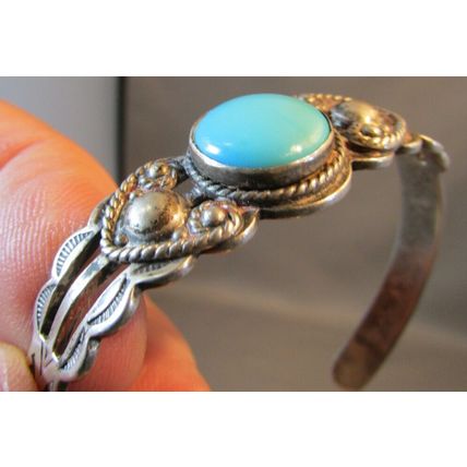 VINTAGE NATIVE AMERICAN TURQUOISE STERLING SILVER CUFF BRACELETE 16.5grams