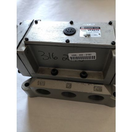 NEW SMC VP4270 PNEUMATIC DOUBLE SOLENOID VALVE VT3112,AC110V COIL,DG