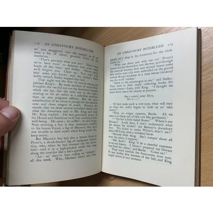 1929 RUDYARD KIPLING "THE COMPLETE STALKY & CO" ILLUSTRATED LEATHER BOOK (P4)