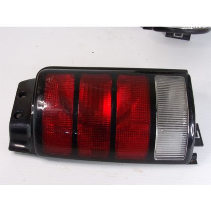 1991 92 93 94 95 Dodge Caravan Tail Lights OEM Voyager 4399724 4399725