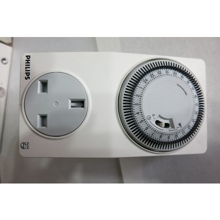 Philips Mechanical 24 Hour Mini Timer Plug In White HR5077
