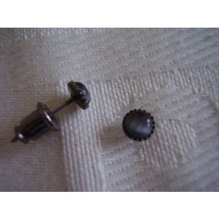 Vintage Earrings Grey Silk Glass Cabochon Retro Pierced Studs