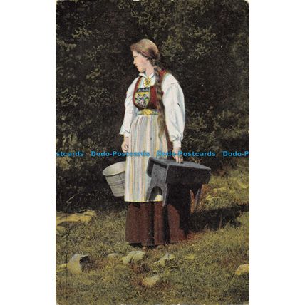 R052538 Old Postcard. Young Woman