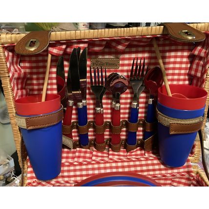 Wicker Picnic Basket -Oxford Eckrich NEW