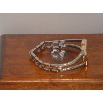 Pre-Owned Women’s Guess Bracelet Analog Fashion Watch
