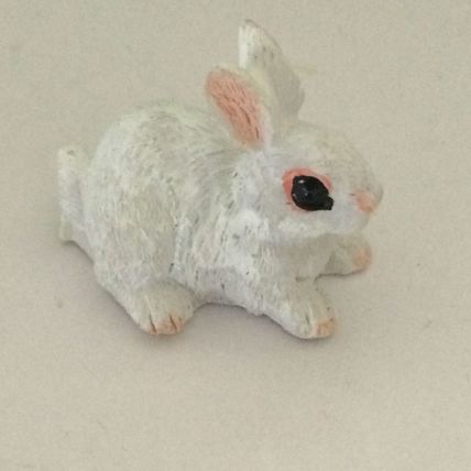 Rabbit White - sitting 1:12th Dolls House Miniature