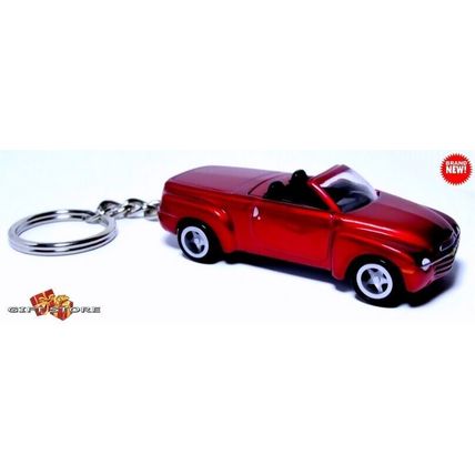VERY RARE KEYCHAIN D RED CHEVY SSR CHEVROLET™ CUSTOM Ltd. Ed. GREAT GIFT