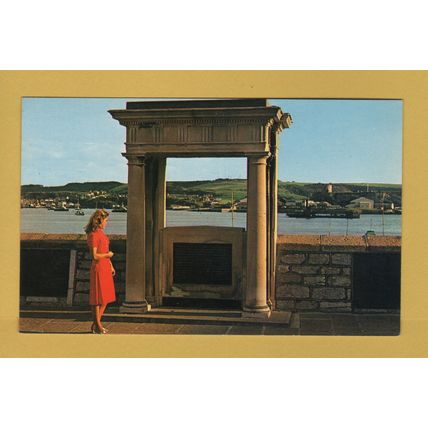 Mayflower Stone, Plymouth - Postally Unused - Plastichrome Postcard