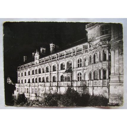 1957 postcard Blois Le Chateau Illumine