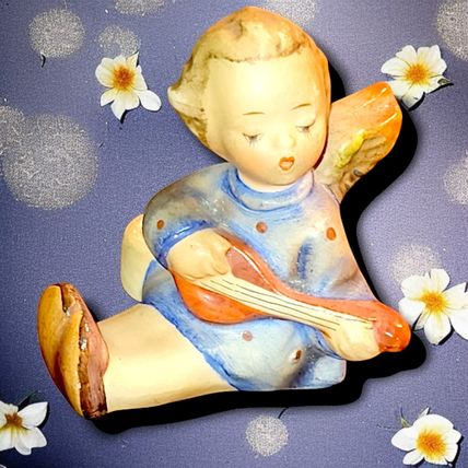 Rare Vintage Hummel Goebel Angel Playing Guitar Figurine TMK2 - Mint Excellent