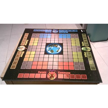 SPACE CHECKERS (Wiggles 3D Inc) 2012