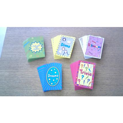 JACQUELINE WILSON: DREAMS, DILEMMAS and DIVAS GAME (Paul Lamond Games) 2015