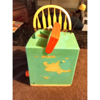 Fisher Price Music Box Peek A Boo Screen TV # 196 7 1/4" Wide Working 1964
