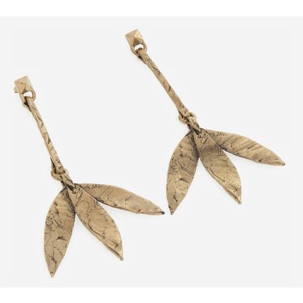 VALENTINO GARAVANI Antique Gold Tone Leaves Drop Earrings (RARE & COLLECTABLE)
