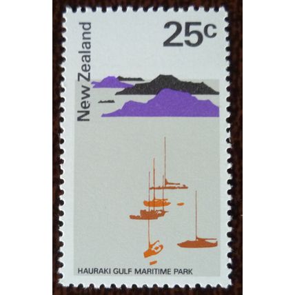 New Zealand 1970 Definitives 25c Hauraki Gulf Maritime Park mint stamp SG930b