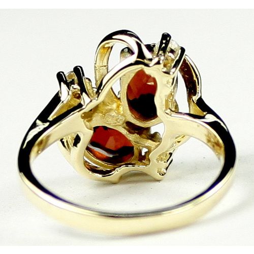 Mozambique Garnet, 10KY Gold Ring, R016