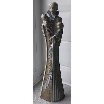 WOMAN WITH CHILDREN Figurine, Ivory Princess, vintage, Shabby Chic, retro