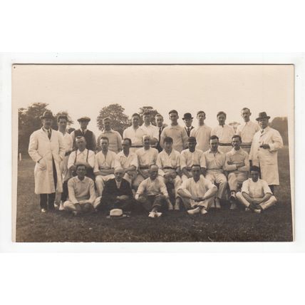 Cricket Team Postcard PS160