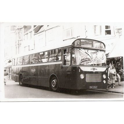 Black & White Photograph of Maidstone & District Motor Services Ltd. - DKE 252C