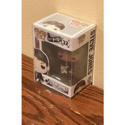 Funko Pop! Rocks: Sex Pistols - Steve Jones #32 Limited Figure (Box & Protector)