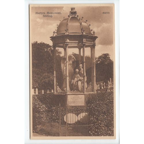 Martyrs Monument Stirling Stirlingshire Postcard 852171