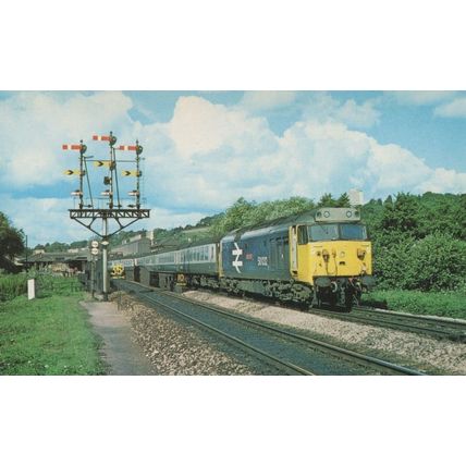 Class 50 no 50032 Train at Exeter Railway Station 1981 Postcard