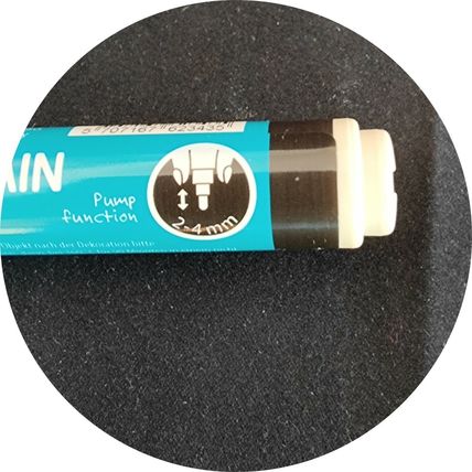 Glass & Porcelain Pen 2 - 4 mm Tip Black Opaque Bake on at 160c On an Oven CR53