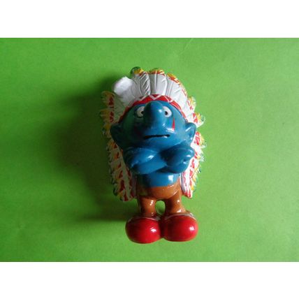 Indian Chief smurf with coloured feathers
