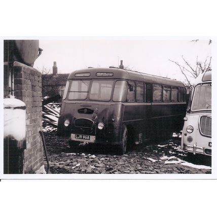 Black & White Photograph of Bedlington & District Luxury Coaches Ltd. - LJR 968