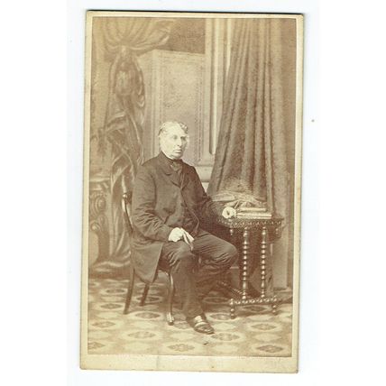 Victorian cdv photo elderly man seated Newcastle on Tyne photographer