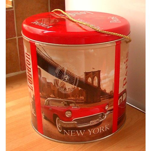 'FOUR CITIES' BISCUIT/CAKE TIN, shabby chic, retro