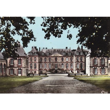 Chateau Montmirail France Postcard posted VGC