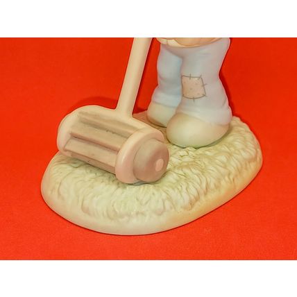 Precious Moments 1989 Mow Power To Ya! Special Edition Lawn Mower Boy PM-892