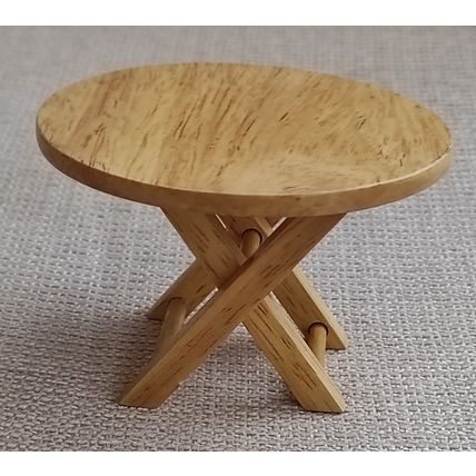 DOLLS HOUSE GARDEN TABLE - FOLDING - NATURAL COLOUR - 12th. SCALE