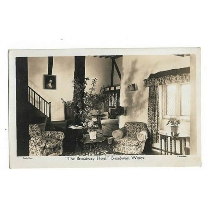 The Broadway Hotel, Worcestershire, RP Postcard.