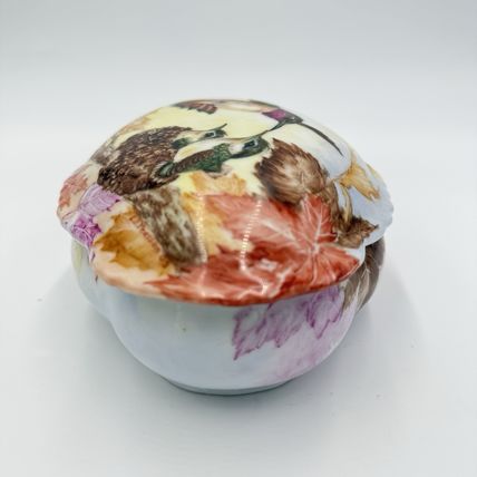 Vintage L.J Pearson Porcelain Painted Art Hummingbird Nest Trinket Box