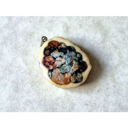 Vintage Scottish Pendant, 1970s Heathergems Necklace Heather Charm, Jewellery