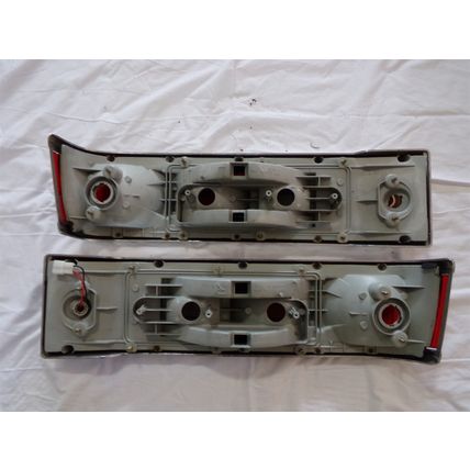 1980 80 1981 81 Subaru 2D HT GL Tail Lights OEM Pair Two Door Hardtop 220-20235