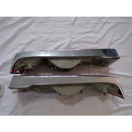 1980 80 1981 81 Subaru 2D HT GL Tail Lights OEM Pair Two Door Hardtop 220-20235
