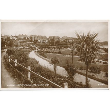 PC18143 Queen Mary Gardens. Falmouth. Valentines series. RP. 1939