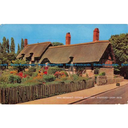 R092155 Anne Hathaways Cottage. Shottery. Stratford Upon Avon. Salmon. 1965