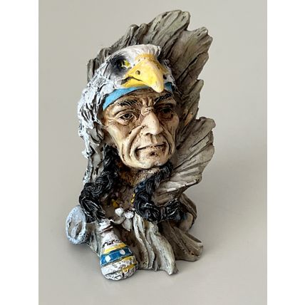 NATIVE AMERICAN MINIATURE RESIN CHIEF HEAD