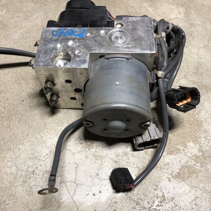 Infiniti G35 Coupe Sedan Nissan 350Z ABS Brake Unit 47600AM400