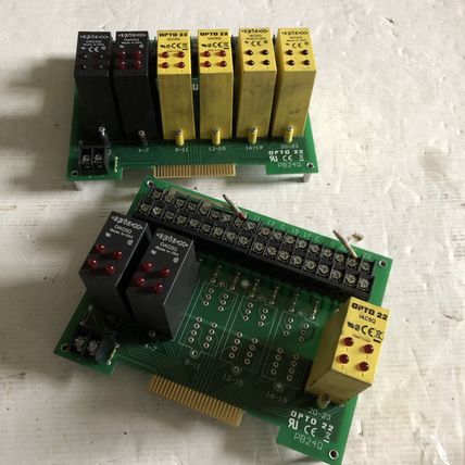 LOT 4 OPTO 22 PB24Q CIRCUIT BOARD PB24Q & RELAYS ODC52,OPTO 22 001542L,DC