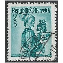 Mi 919: 2 s. bluish green Definitive Stamp: Provincial Costumes: Oberosterreich.