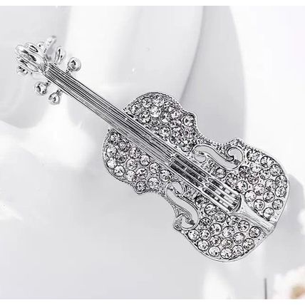 Silvery Crystal Violin Brooch for Women Fashion Pin Elegant Rhinestones Brooch